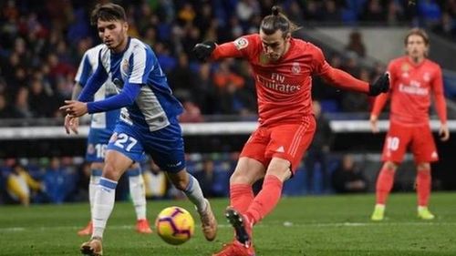 Real Madrid beat Espanyol 4-2