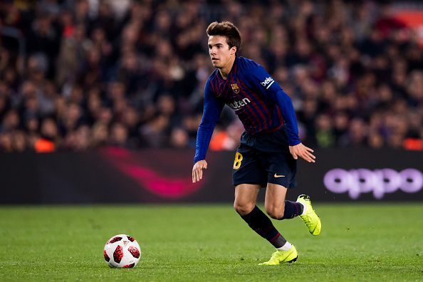 Riqui Puig playing against Cultural Leonesa in Copa del Rey