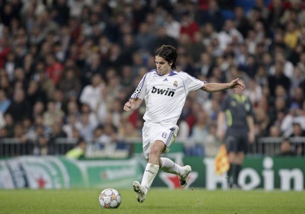 Fernando Gago in action for Boca Juniors