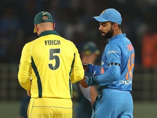 Aaron Finch and Virat Kohli