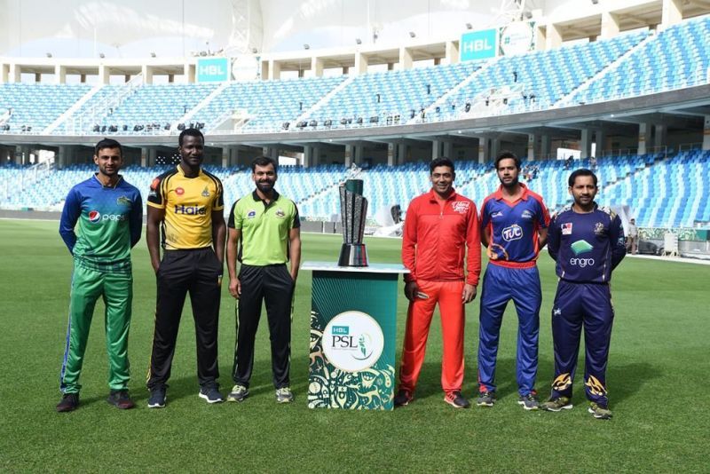 Captains with the PSL Trophy