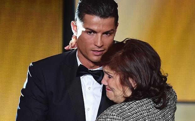 Ronaldo&#039;s mother admitted to new health problems