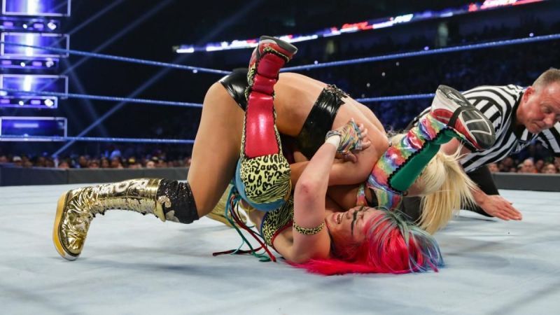 WWE Champion, Daniel Bryan, and SmackDown Live Women&#039;s Champion, Asuka, got pinned last night