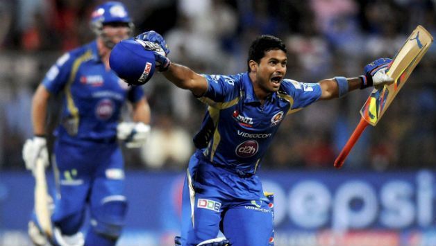 Aditya Tare&#039;s stunning six meant that the Mumbai Indians had qualified for the playoffs in IPL 2014