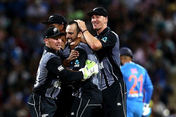New Zealand clinched the decider by four runs and won the T20I series 2-1
