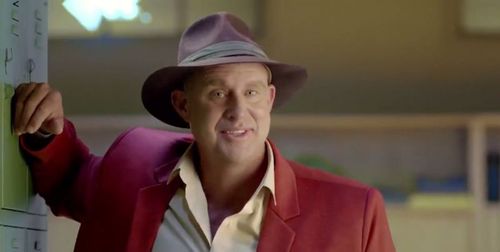 Hayden gives a hilarious reply to Sehwag in the new commercial