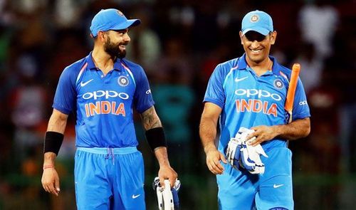 Virat Kohli (L) and MS Dhoni