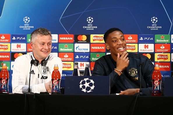 Manchester United Training and Press Conference