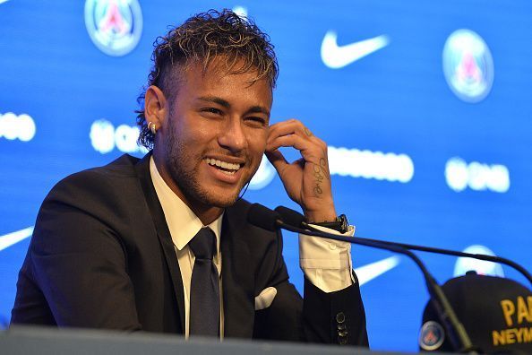 Neymar rebuked journalist who tried to ask him about a potential return to Camp Nou