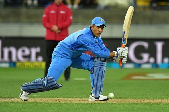 MS Dhoni top scored for India with 39 runs off 31 balls