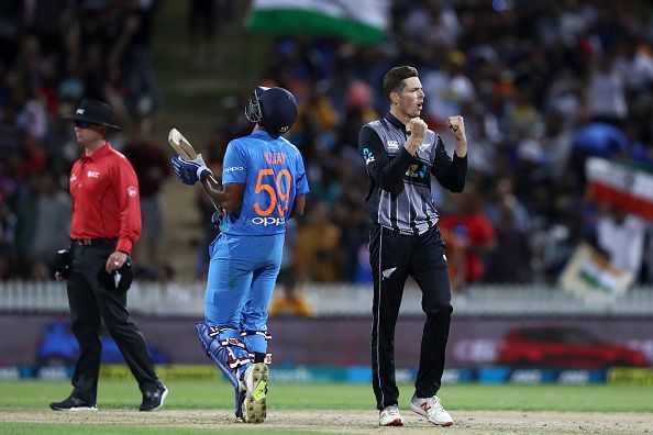 The New Zealand bowlers picked wickets regularly to derail India&#039;s run-chas