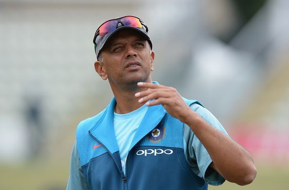 Rahul Dravid has backed India as favourites for the World Cup