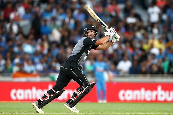 Colin de Grandhomme batting against India in the International T20 Game