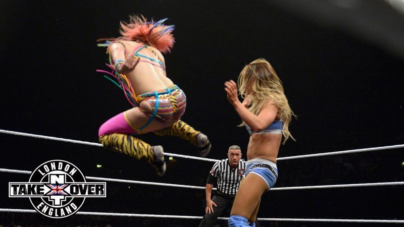 Asuka and Emma perform in front of 10,000 in London