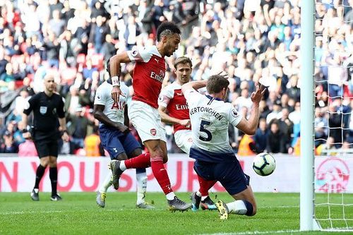 Arsenal and Tottenham share points in Saturday's North London Derby