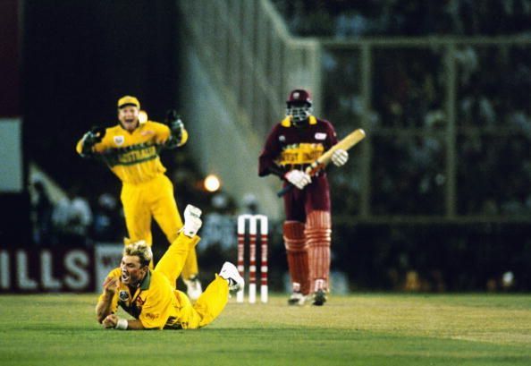 Shane Warne picked up 4 wickets and was awarded the Player of the Match