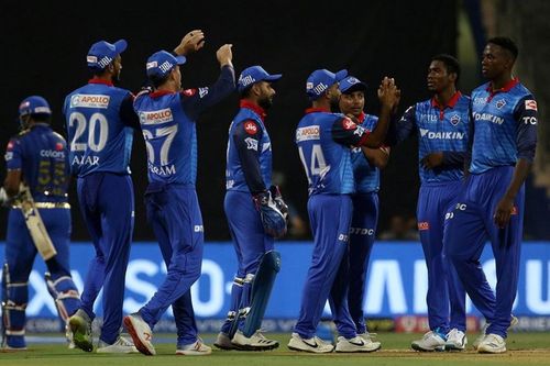 The Delhi Capitals celebrate the fall of Kieron Pollard's wicket (Image Courtesy: IPLT20)