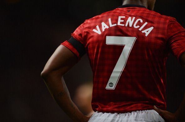 Antonio Valencia couldn&#039;t handle the number 7 shirt