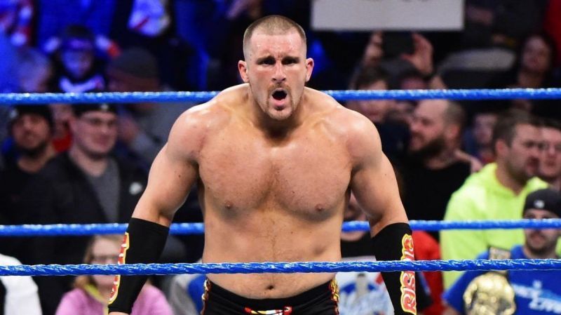 Mojo Rawley has recently appeared on Raw by looking at a mirror.