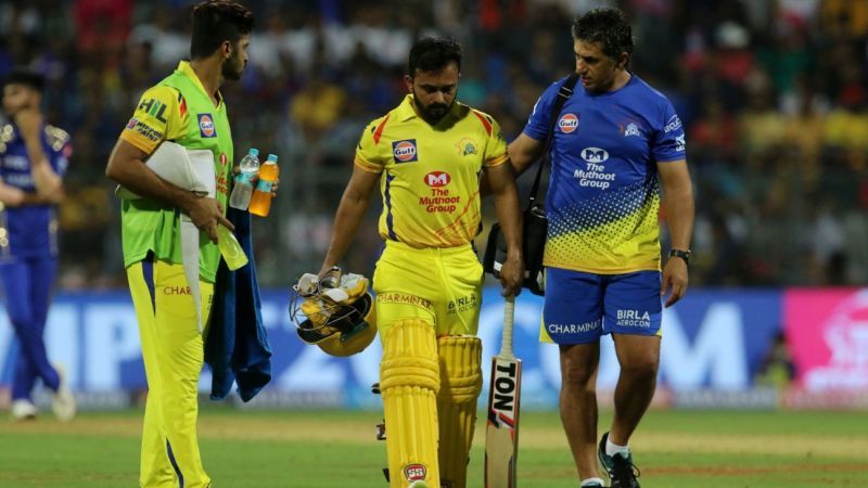 Kedar Jadhav (center) had been ruled out of 2018 IPL due to injury and could only play one match last season