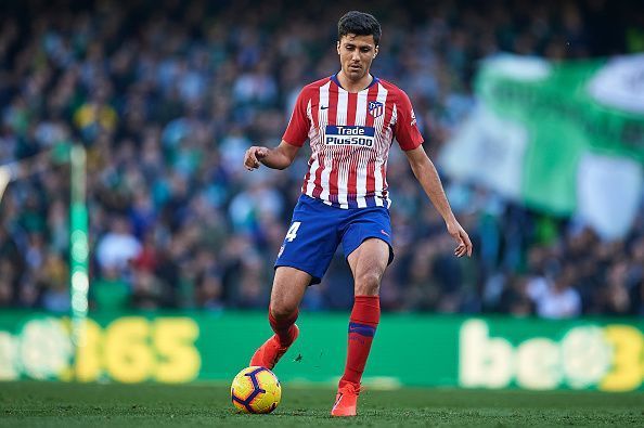 Rodri in action against Real Betis earlier this season