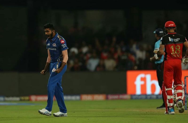 Bumrah bowled an accurate short delivery to dismiss Kohli (picture courtesy: BCCI/iplt20.com)