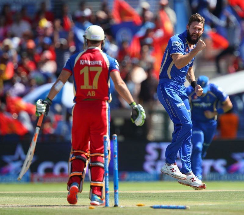 RCB had a disappointing outing against RR in 2014.