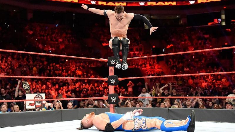 finn balor performing coup de grace