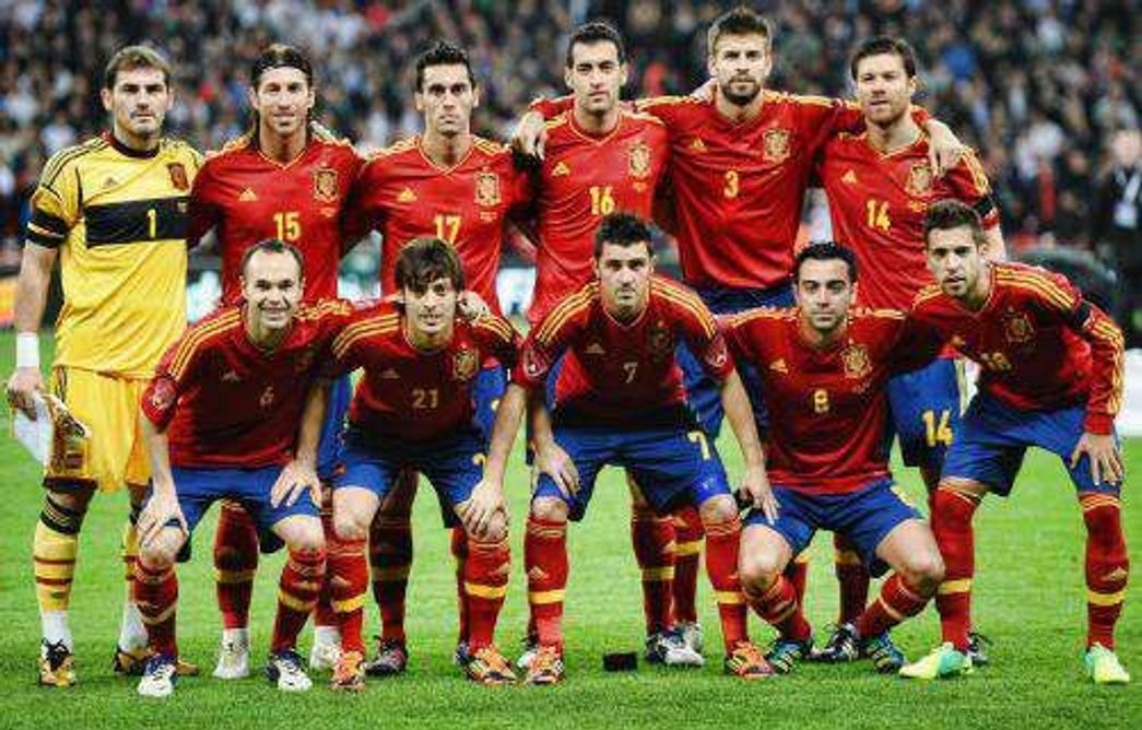 5 greatest football teams of all time