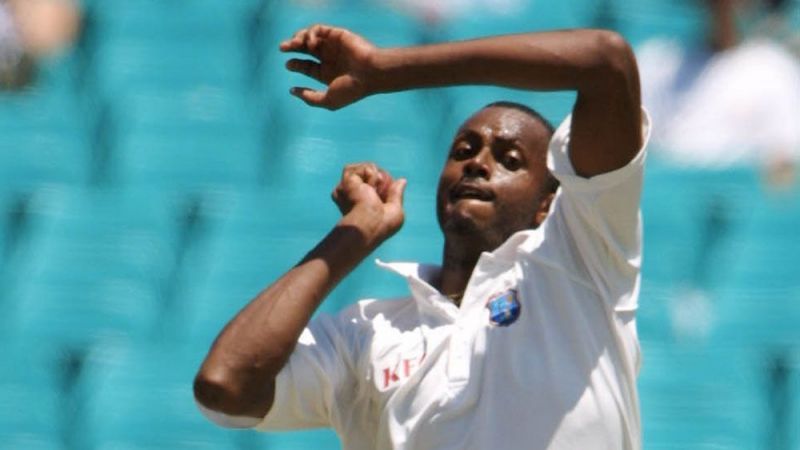 Courtney Walsh - The perfect gentleman