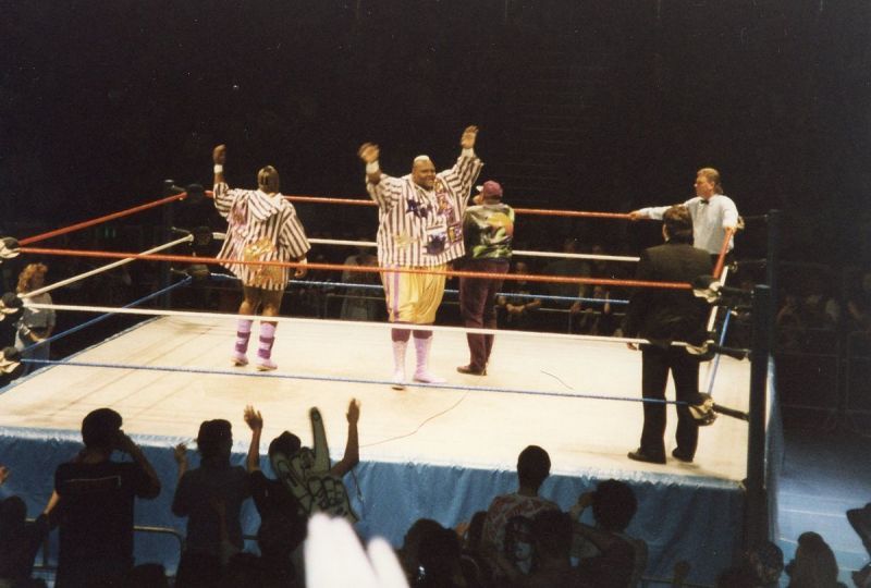 The gigantic team briefly held the tag titles, but lost them back days later.