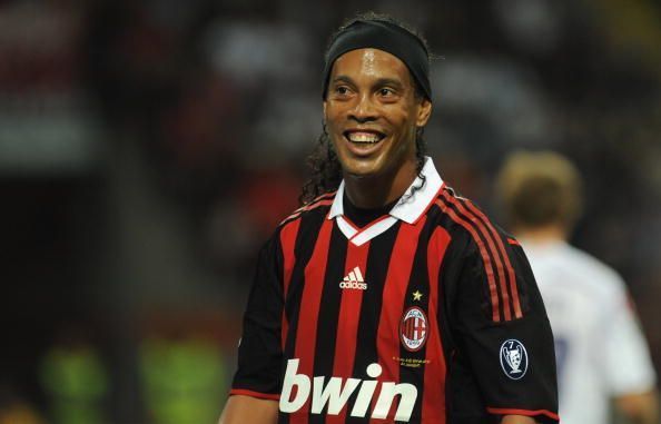 Ronaldinho is one of the greatest free kick takers in history