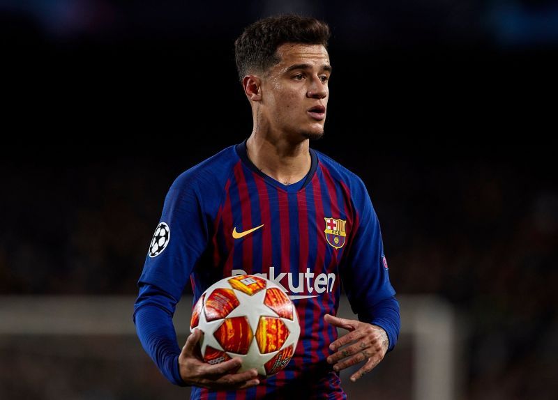 Phillippe Coutinho with the ball