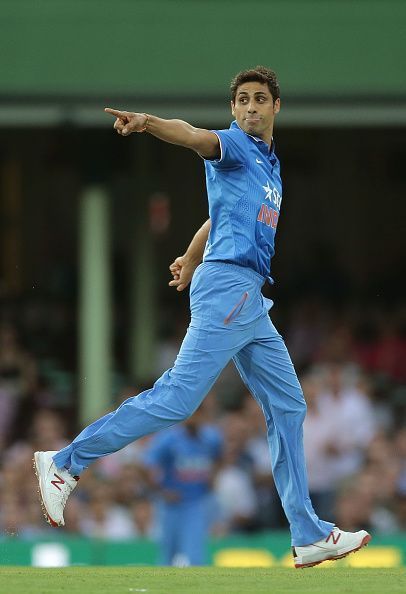 Ashish Nehra is the bowling coach of RCB.