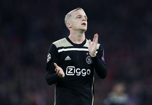 Donny Van de Beek - Ajax midfield sensation