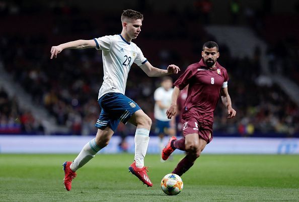 The inexperienced Juan Foyth was constantly caught out by the Venezuelan attack