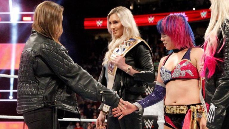Asuka is skeptical of Rousey on her debut