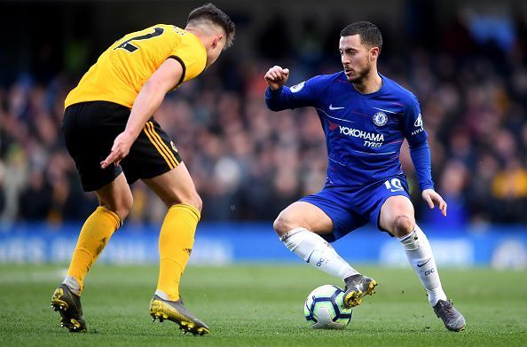 Eden Hazard dribbles past an opponent