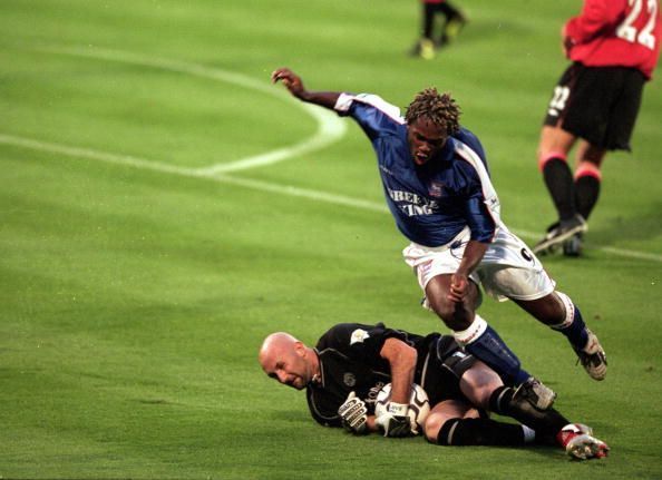 Fabien Barthez, David Johnson