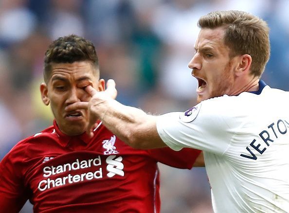 Jan Vertonghen infamously poked Roberto Firmino&#039;s eye in the reverse fixture this season