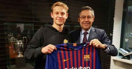 Frenkie De Jong will be joining Barcelona in the 2019-20 season for a massive sum of â¬75 million