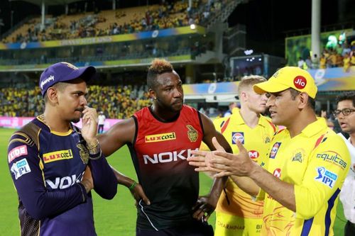 Sunil Narine, Andre Russell & MS Dhoni Enter captio