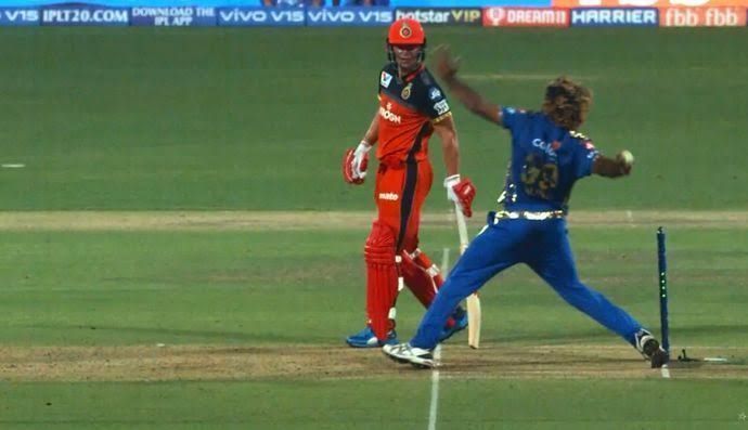 Umpire &#039;S Ravi&#039; couldn&#039;t See this No Ball.