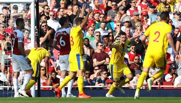 Arsenal lose an important Crystal Palace 