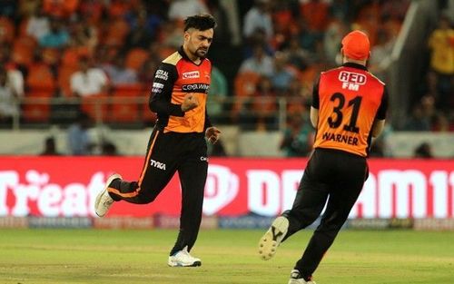 Rashid Khan in action (Picture courtesy: BCCI/iplt20.com)