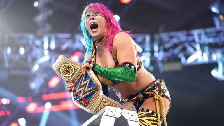 Asuka won the gold at TLC and held it until last week&#039;s SmackDown Live.