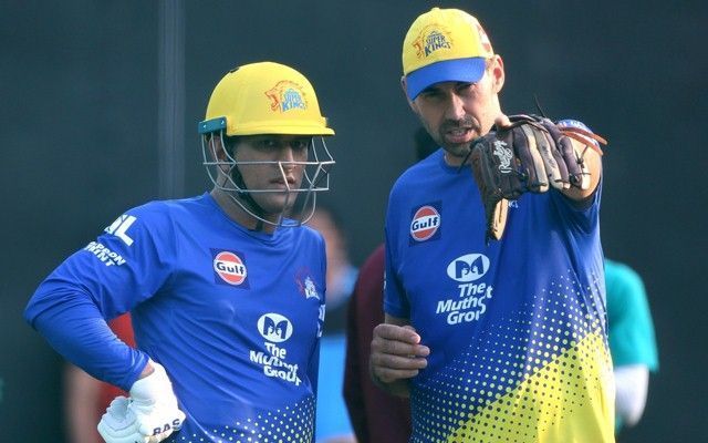 MS Dhoni & Stephen Fleming (picture courtesy: BCCI/iplt20.com)