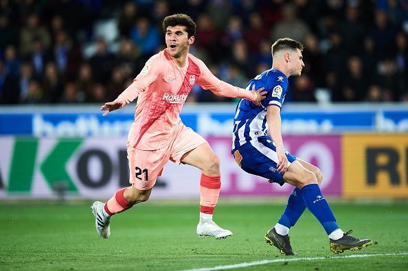 Deportivo Alaves v FC Barcelona - La Liga