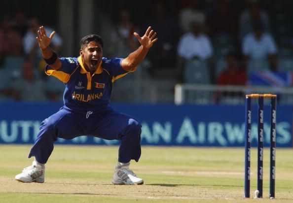 Chaminda Vaas bowled a devastating first over.