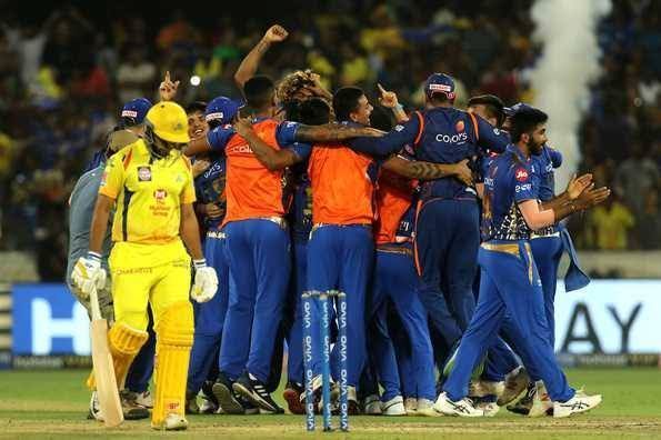 Mumbai Indians team Celebrates after the Victory over CSK.